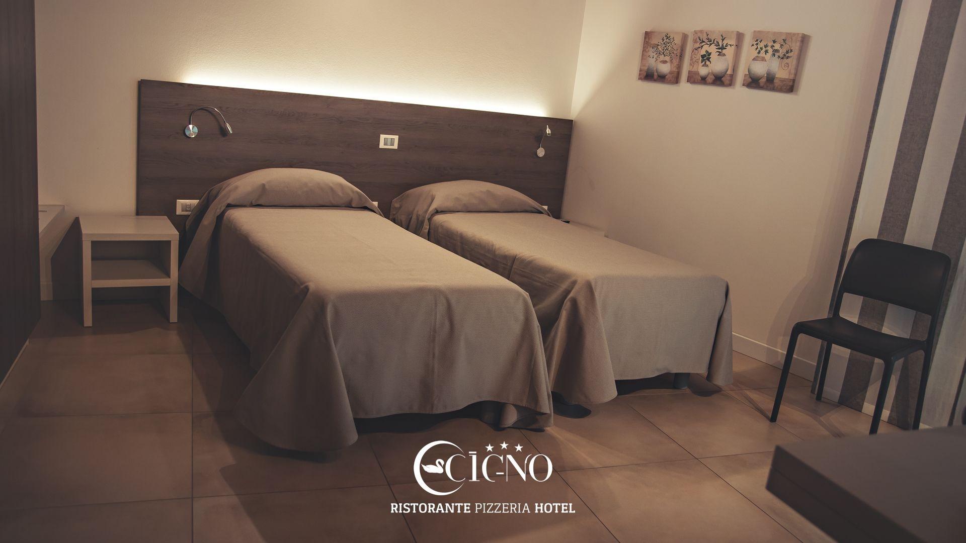 Hotel Ristorante Cigno - Camere And Aparthotel Latisana Ngoại thất bức ảnh